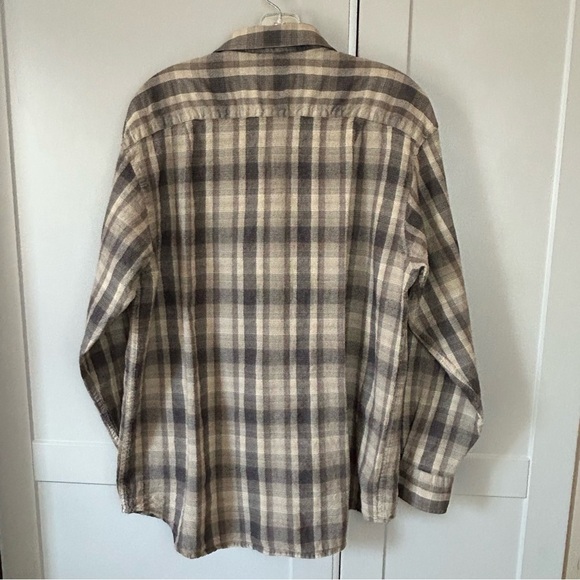 VTG Pendleton Brown Long Sleeve Flannel Mens XL Button Down Polo Shirt - Picture 2 of 9